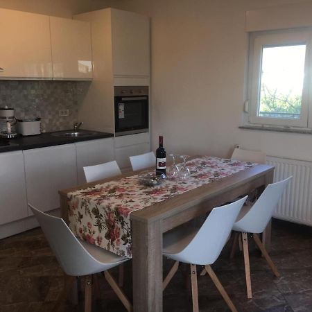 Apartman Anita Konjevrate Exterior foto